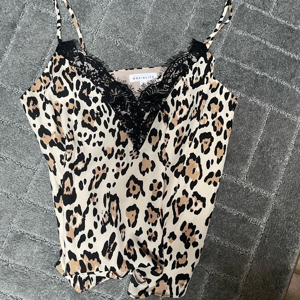 Socialite leopard & lace Cami